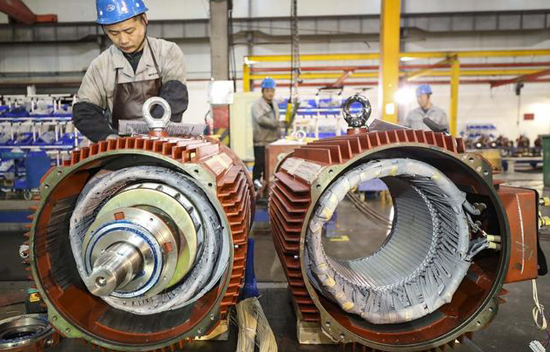 由于永磁電機正常工作時轉子繞組不起作用，因而在設計時可使轉 子繞組完全滿足高起動轉矩的要求